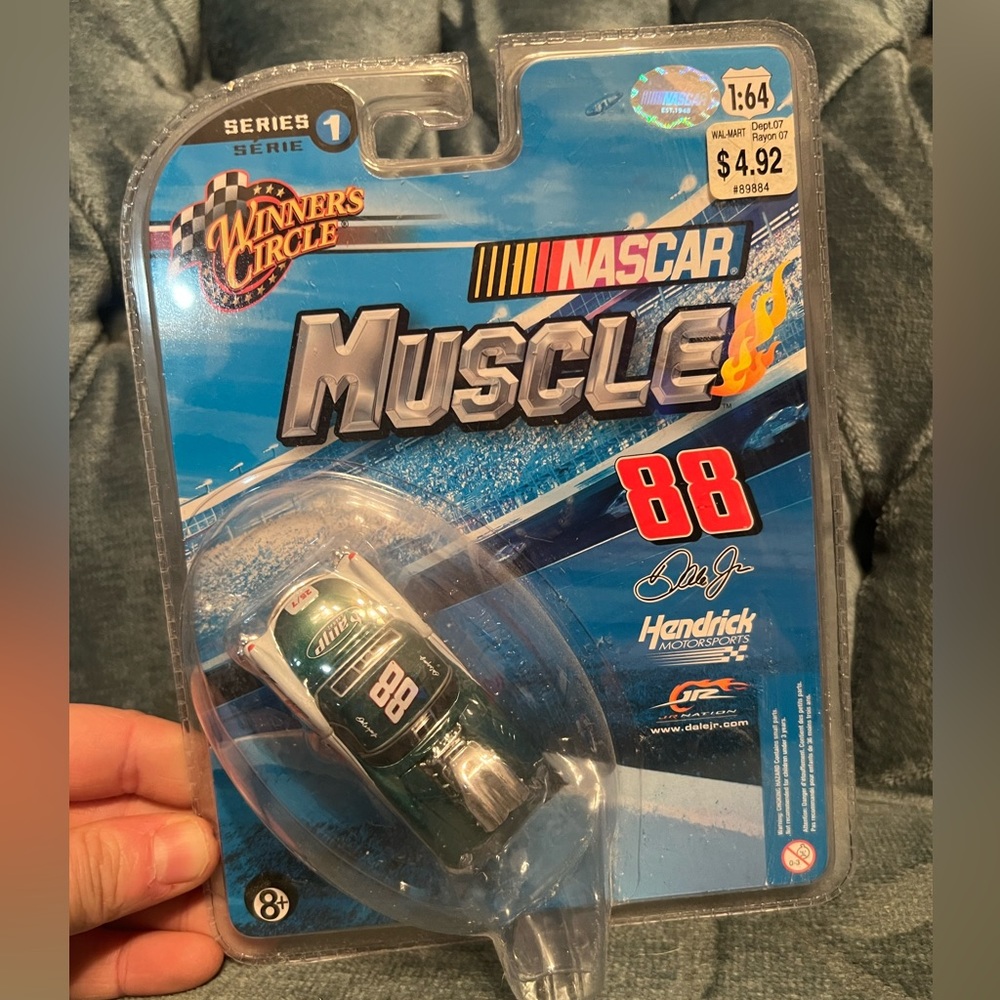 NASCAR Dale Earnhardt Jr #88 winners Circle Muscle Series 1 NWT